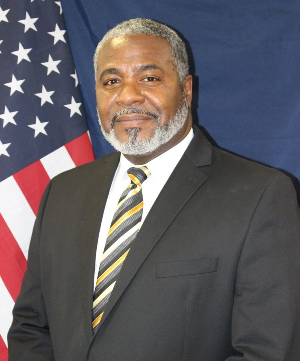 Darnell Bragg, academy deputy director